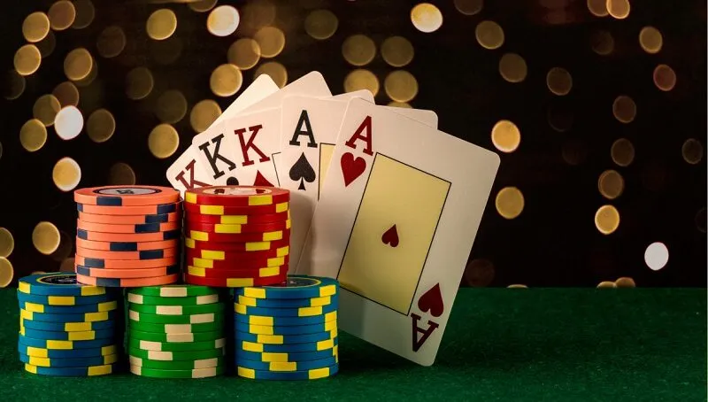 Kinh nghiệm của cao thủ để chơi Poker và Xì Tố dễ thắng